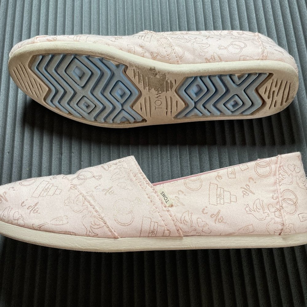 Pink Wedding Day Tom's (size 11)